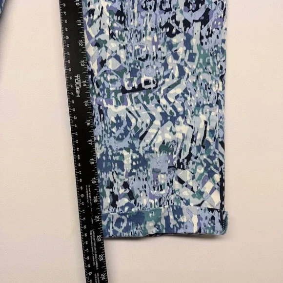 Nine West Chrystie Capri Jeans Women 16 Blue Abstract Print Stretch Cropped Pant - Picture 11 of 11